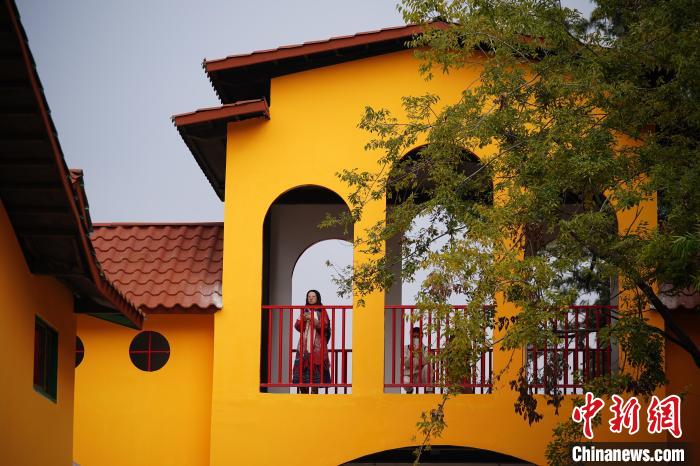 昆明市の「メーターゲージ」鉄道廃駅が人気スポットに　雲(yún)南省