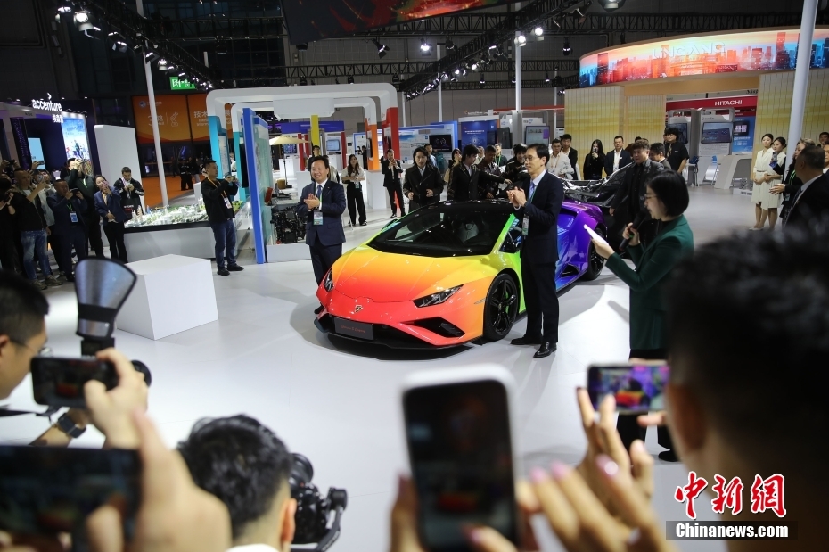 第7回輸入博、技術(shù)裝備展示エリアに輝くテクノロジーの光