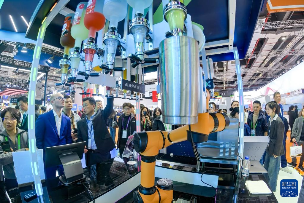 第7回輸入博、技術(shù)裝備展示エリアに示されたテクノロジーの力