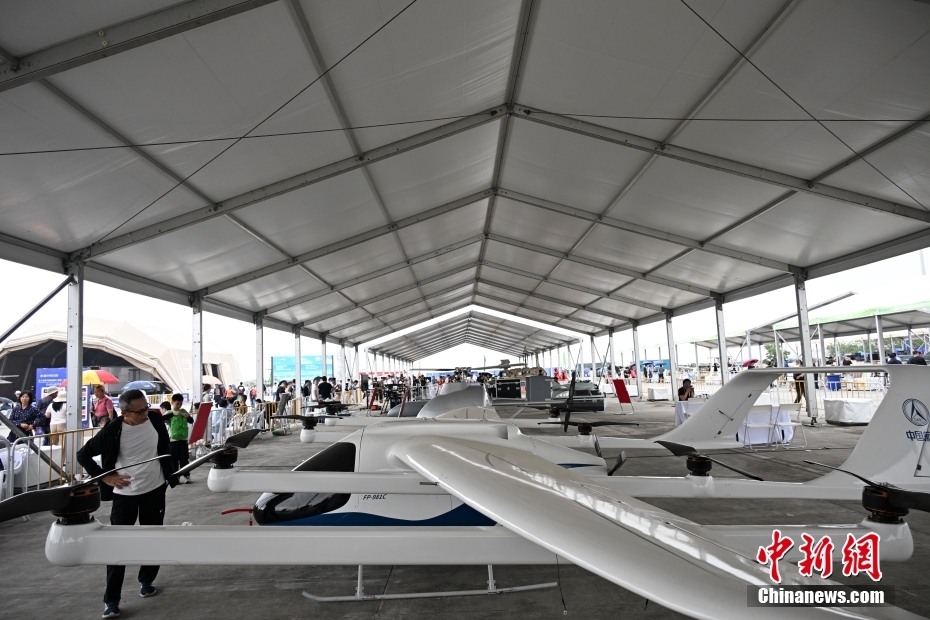 第15回中國國際航空宇宙博覧會で「ドローン」が注目の的に