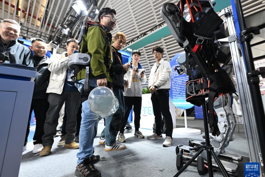 世界インターネット大會(huì)「インターネットの光」博覧會(huì)が開(kāi)幕