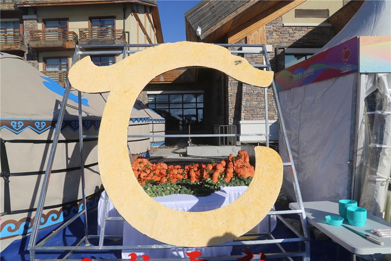 心も體も溫まる冬の一日！　內(nèi)蒙古赤峰の氷雪ナーダム祭り