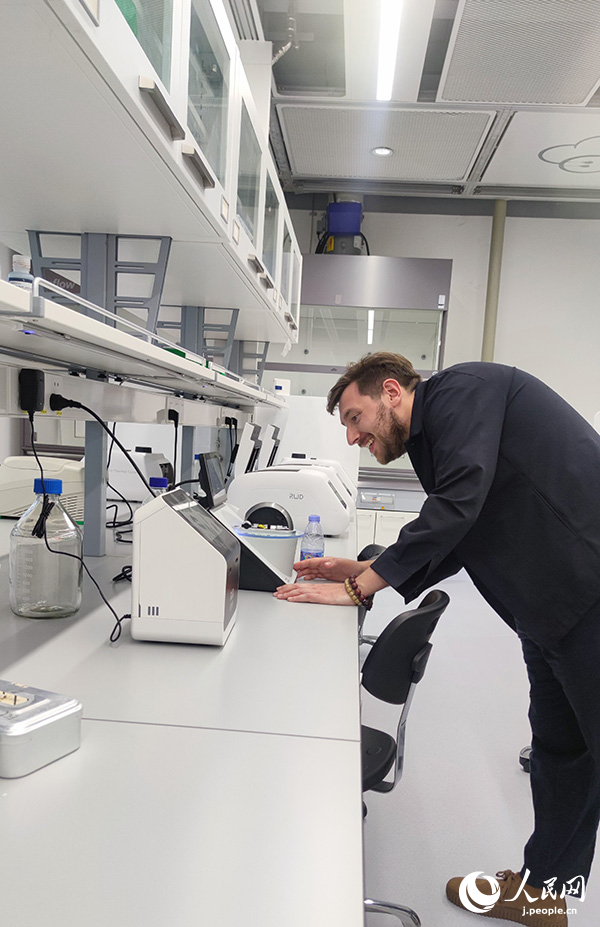 世界の醫(yī)療科學(xué)技術(shù)発展に寄與する中國(guó)の知恵と力　広東省