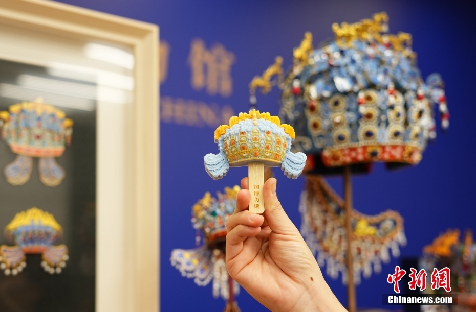 文化クリエイティブグッズ人気で年間通じて來(lái)館者絶えない中國(guó)國(guó)家博物館　北京