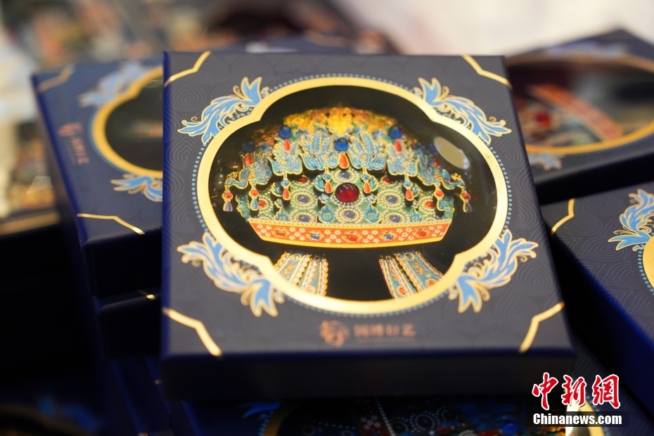 文化クリエイティブグッズ人気で年間通じて來館者絶えない中國國家博物館　北京