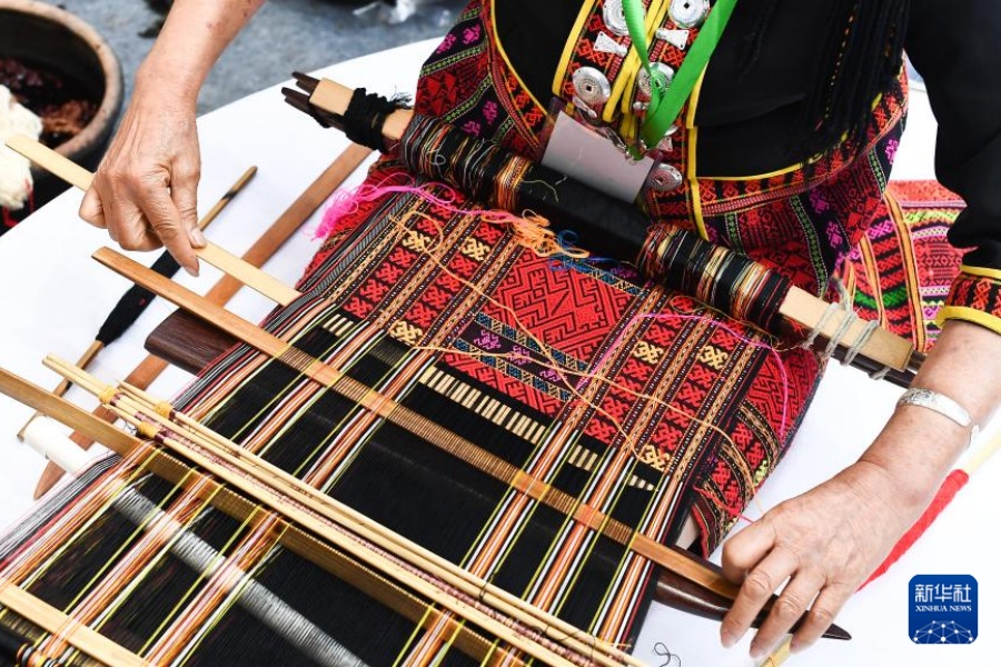 中國の無形文化遺産3件が「緊急保護(hù)リスト」から「無形文化遺産リスト」に選出