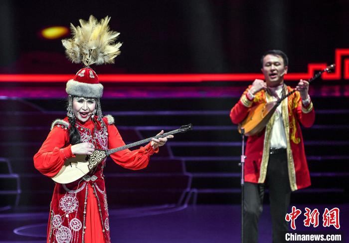 第1回中國新疆民間蕓術(shù)シーズン成果披露イベントが開催　新疆