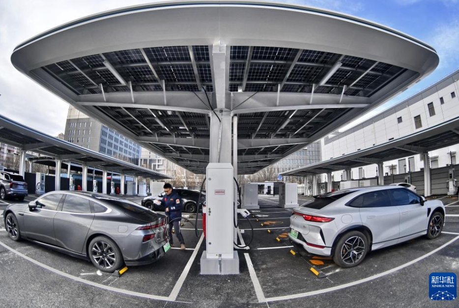 スマートグリーン充電?交換ステーションの稼働スタート　北京