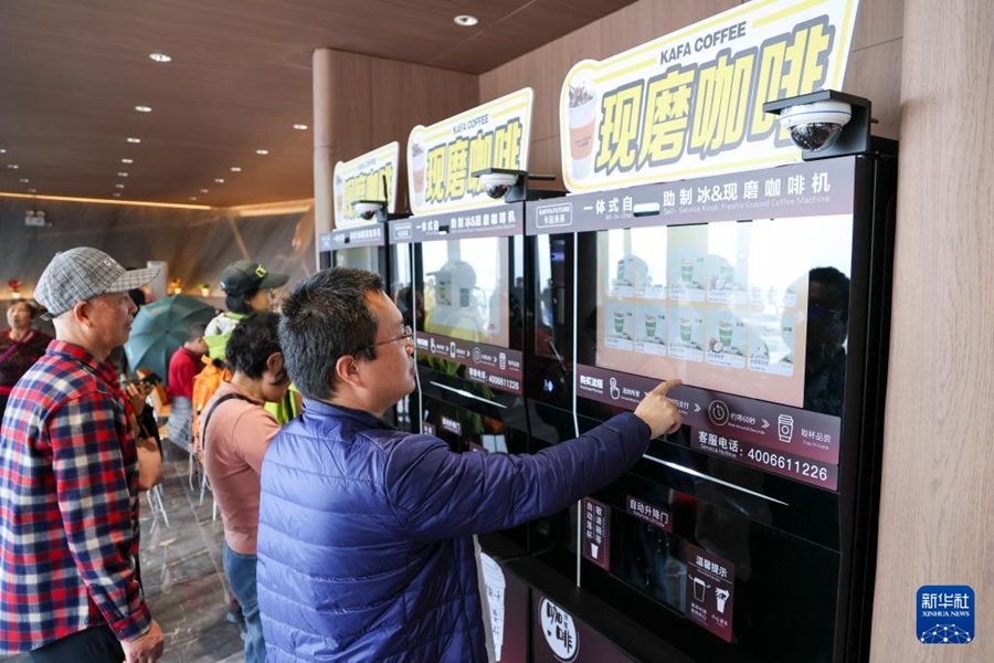 無人カフェがオープン　広東省深セン