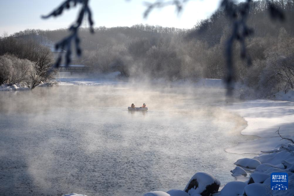 冬の新體験！ラフティングで霧氷鑑賞　黒竜江省