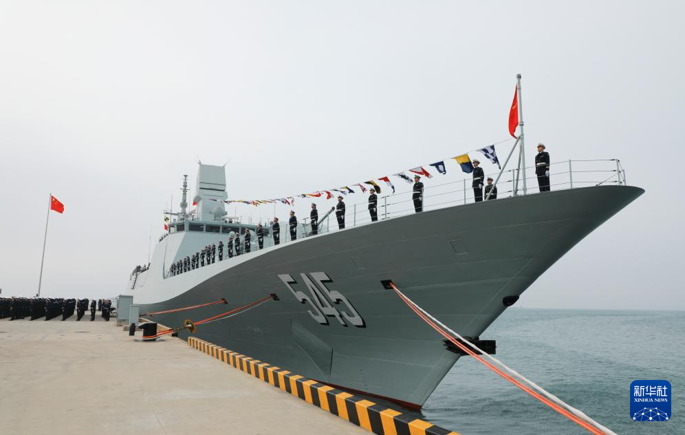 中國海軍の054B型フリゲート「漯河」が就役