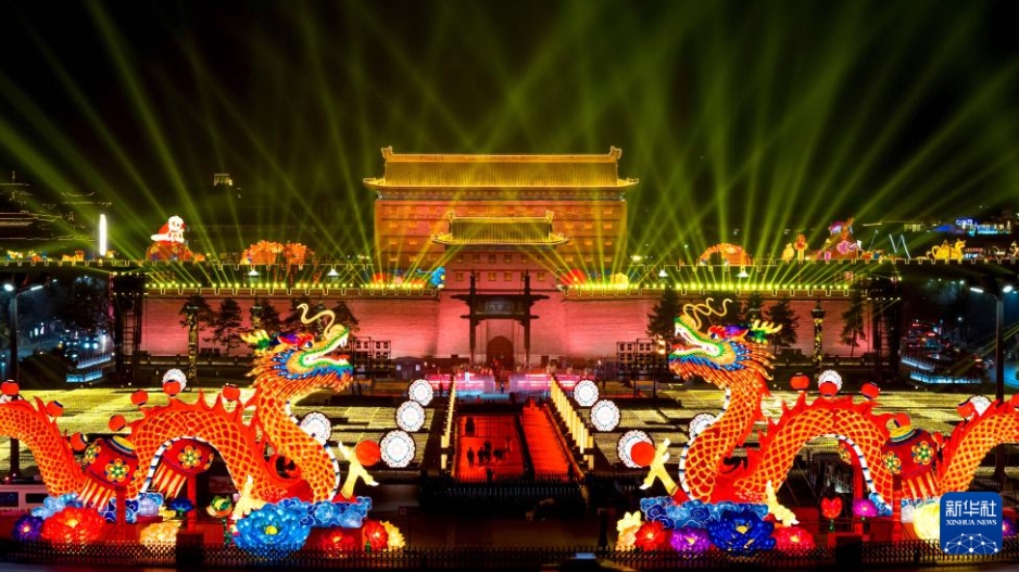 西安市でランタンフェスティバル「長安燈會(huì)」が開幕　陝西省