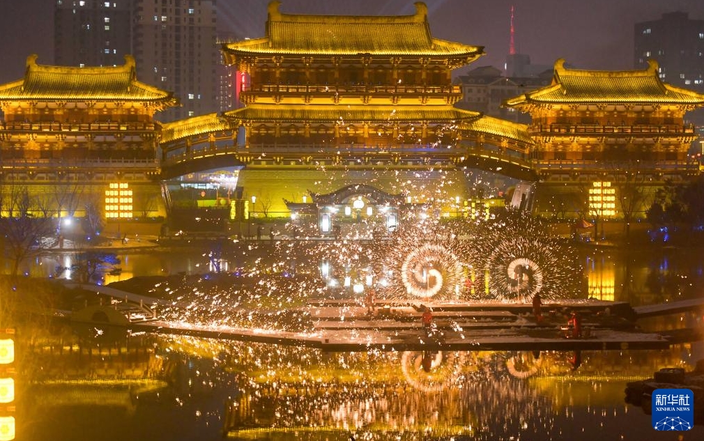 まもなく春節(jié)！中國各地で高まる春節(jié)ムード