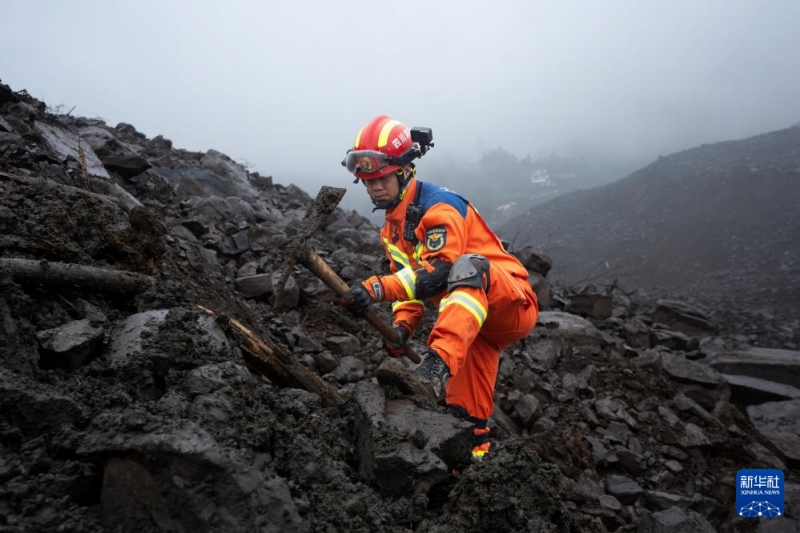 四川省宜賓市筠連県で大規(guī)模な土砂崩れ　360人が避難