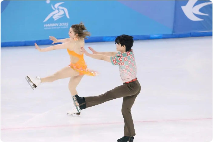 アイスダンスで中國と日本が熾烈な首位爭い　アジア冬季競技大會(huì)