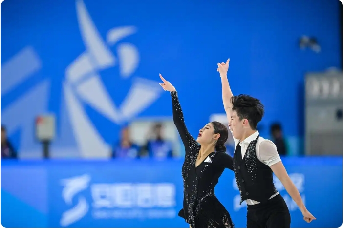 アイスダンスで中國と日本が熾烈な首位爭い　アジア冬季競技大會