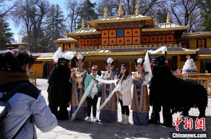 香港-拉薩線が就航！初便の乗客が「西蔵の冬の旅」をスタート　西蔵