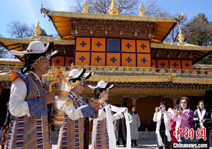 香港-拉薩線が就航！初便の乗客が「西蔵の冬の旅」をスタート　西蔵