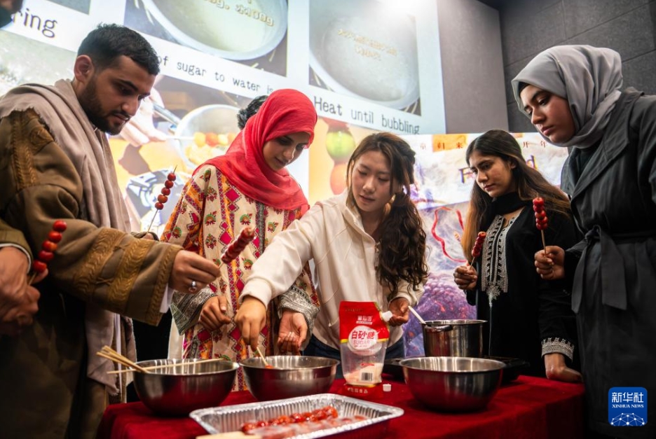 哪吒に學(xué)ぶ中國伝統(tǒng)文化　湖南省