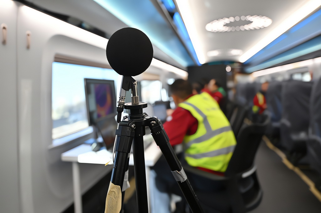 試験検証作業(yè)進(jìn)む、時(shí)速400キロの高速鉄道車両「CR450」