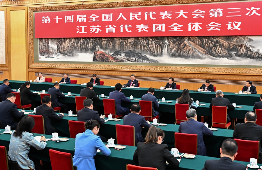 習(xí)近平総書記が江蘇代表団の審議に參加「経済的に発展した省は支柱として全國の発展に貢獻(xiàn)すべき」