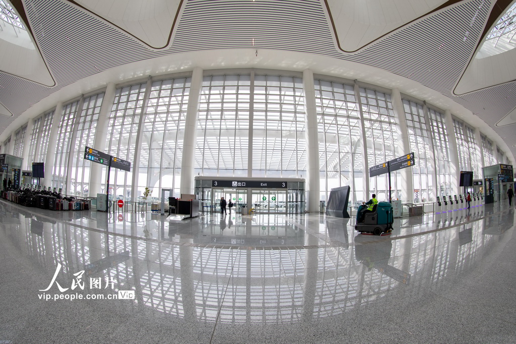 蘭州中川國(guó)際空港第3ターミナルビルが近く開業(yè)　甘粛省