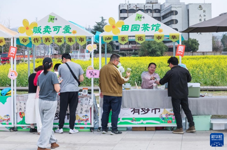 花を活用して新たな消費(fèi)シーンを展開　浙江省建徳