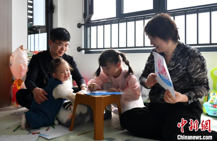 未來都市を夢見て雄安新區(qū)へ移住　河北省