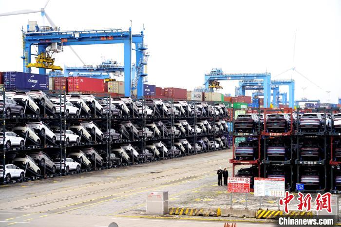 活況を呈する新エネルギー車の輸出　浙江省寧波