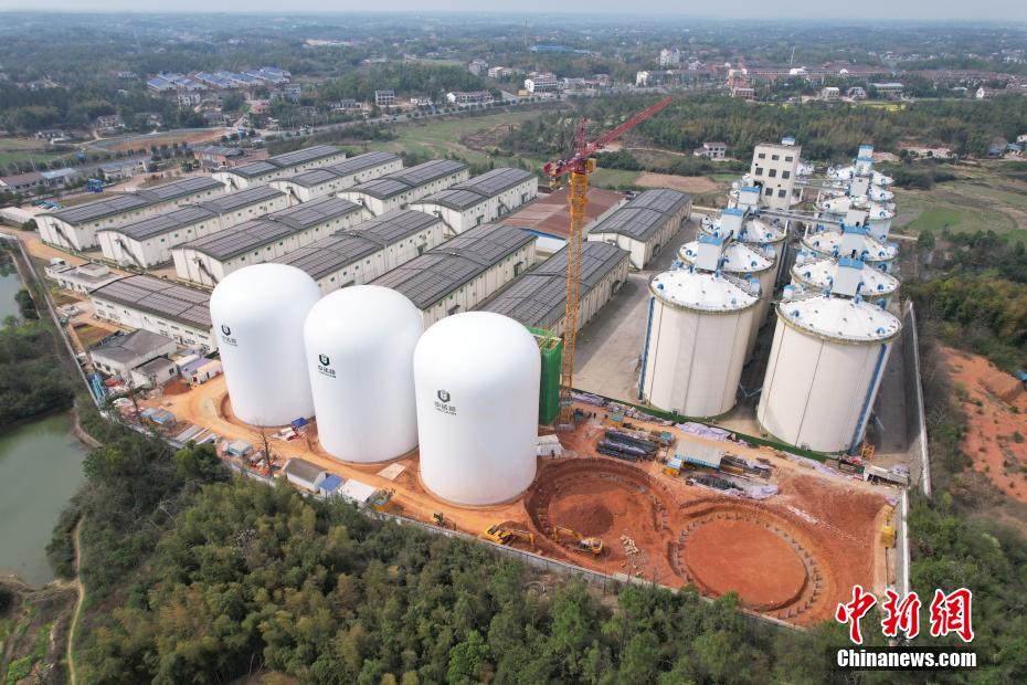 中國初の9000トンエアドーム型穀物サイロ、湖南省で公開