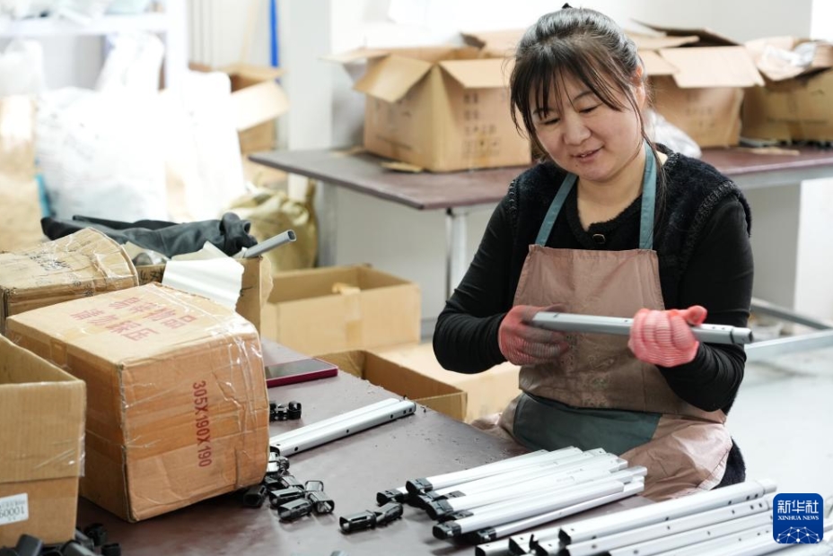 階下に降りれば勤務(wù)先「雄安新區(qū)創(chuàng)工坊」　河北省