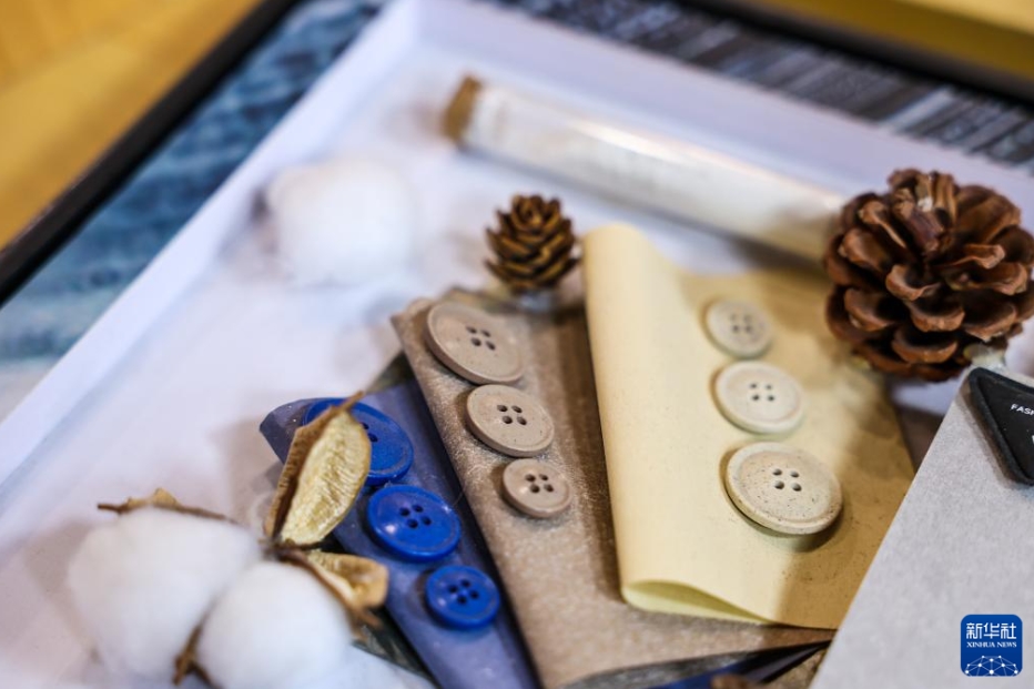 大きな市場を動かす小さなボタン　浙江省永嘉