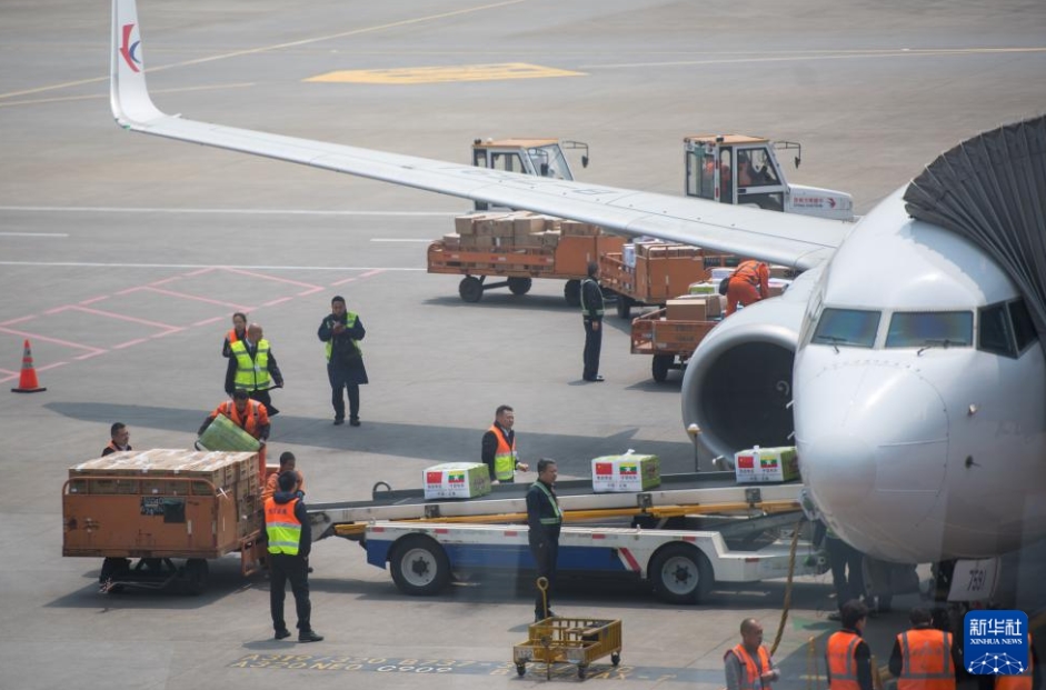 チャーター便で救援物資7.3トンをミャンマーへ輸送　雲(yún)南省