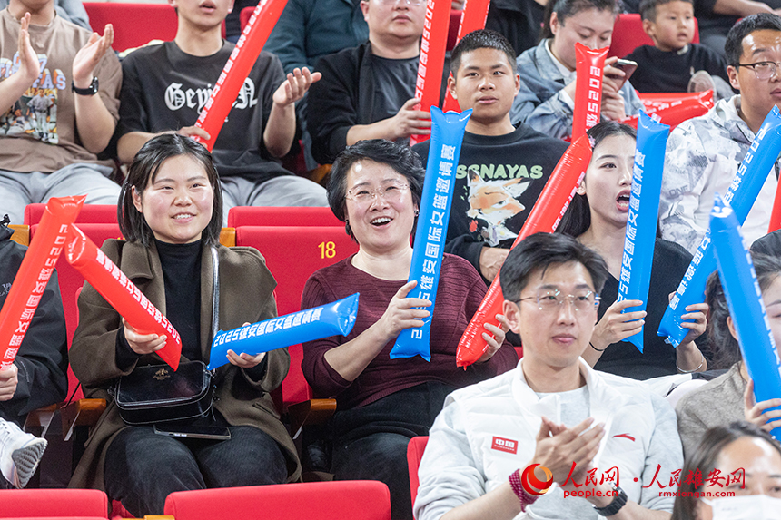 雄安スポーツセンターが運(yùn)用開始　河北省