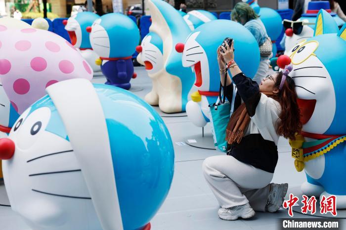 ドラえもんが上海に登場