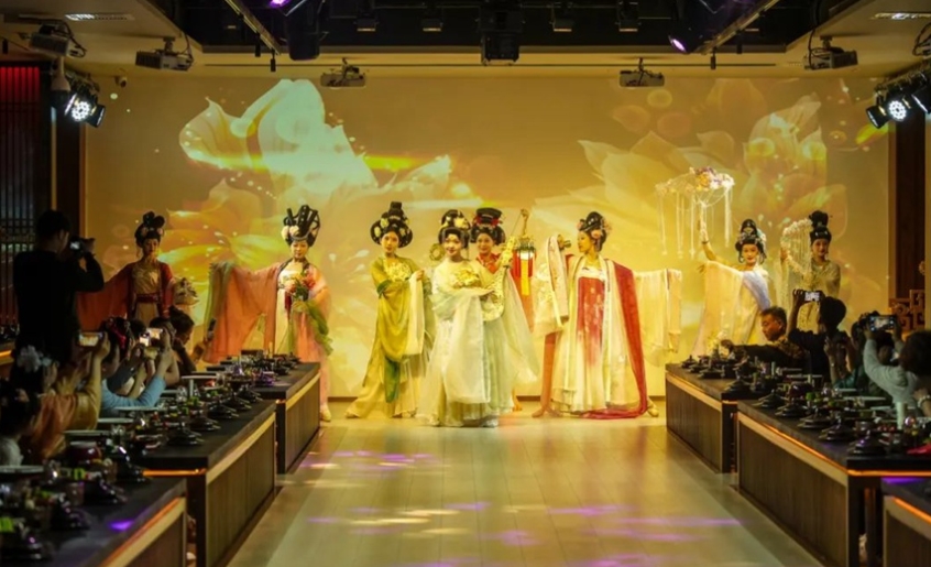 第42回洛陽牡丹文化フェスティバルが開幕　河南省洛陽