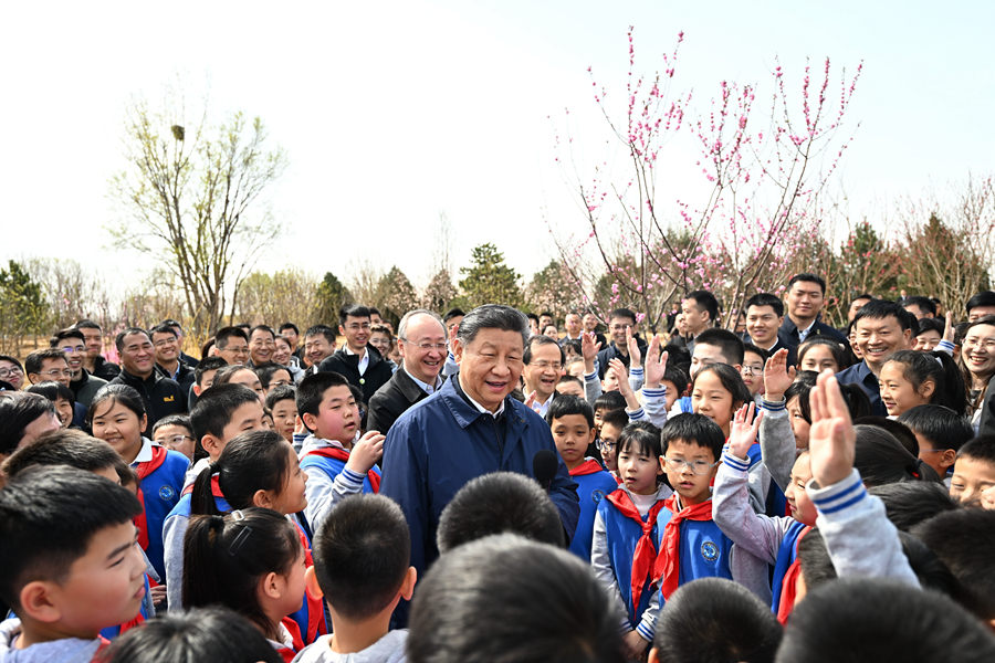習近平総書記が首都ボランティア植樹活動に參加「祖國の大地をより緑豊かで生き生きとしたものに」