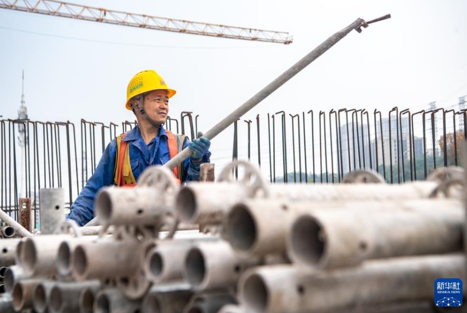 順調(diào)に建設(shè)進(jìn)む重慶初の全自動(dòng)運(yùn)転都市鉄道プロジェクト