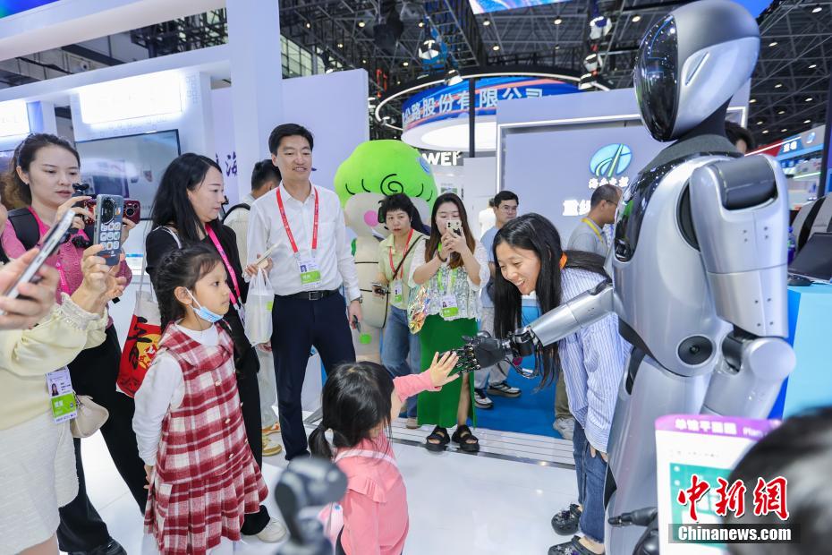 第5回消費(fèi)財(cái)博が開(kāi)幕　企業(yè)1700社以上が出展