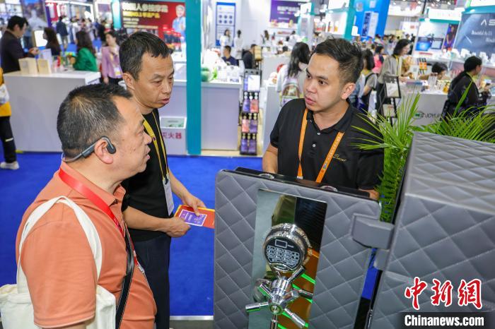 消費(fèi)財(cái)博でシンガポール?マレーシア?タイの商品が人気に　海南省?？?></a></td></tr><tr><td class=