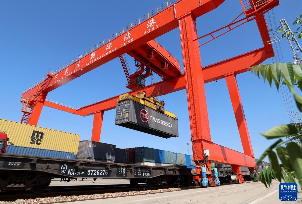 石家荘國際陸港の1-3月の中歐班列運(yùn)行本數(shù)は239％増の302本　河北省