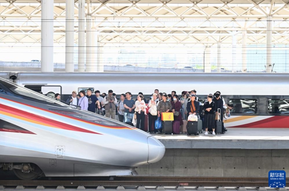 メーデー連休中の鉄道利用者數(shù)が延べ1億4400萬人の見込み