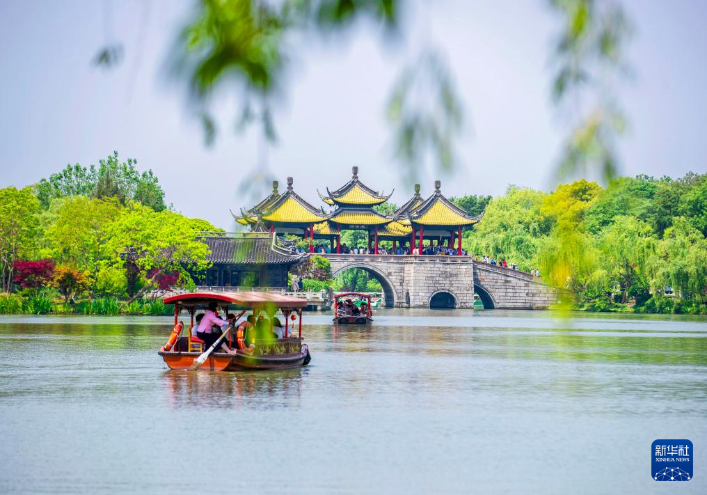 「メーデー」連休まもなく到來　各地で高まる観光熱