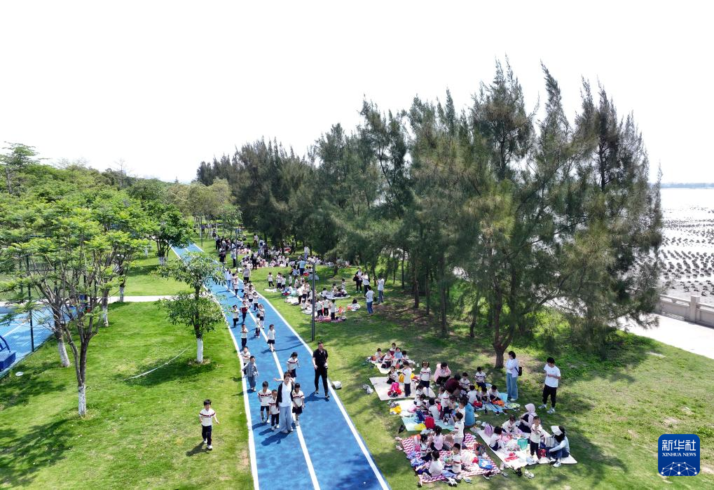 「メーデー」連休まもなく到來　各地で高まる観光熱