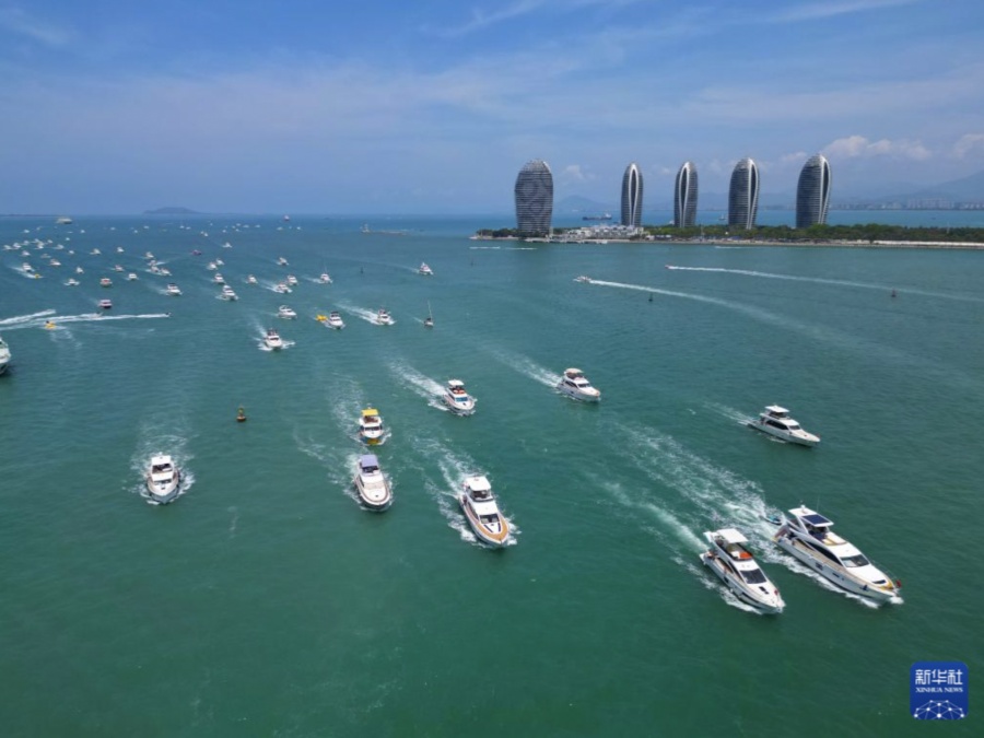 「メーデー」連休を満?jiǎn)摔工肴恕?></a></td></tr><tr><td class=