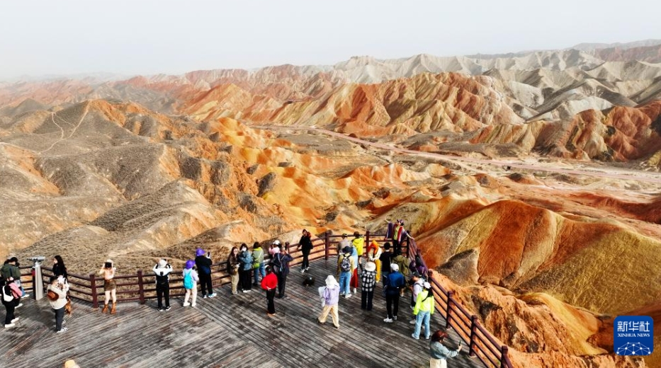 メーデー5連休に中國(guó)で地域跨ぎで移動(dòng)した人の數(shù)が延べ14.67億人に