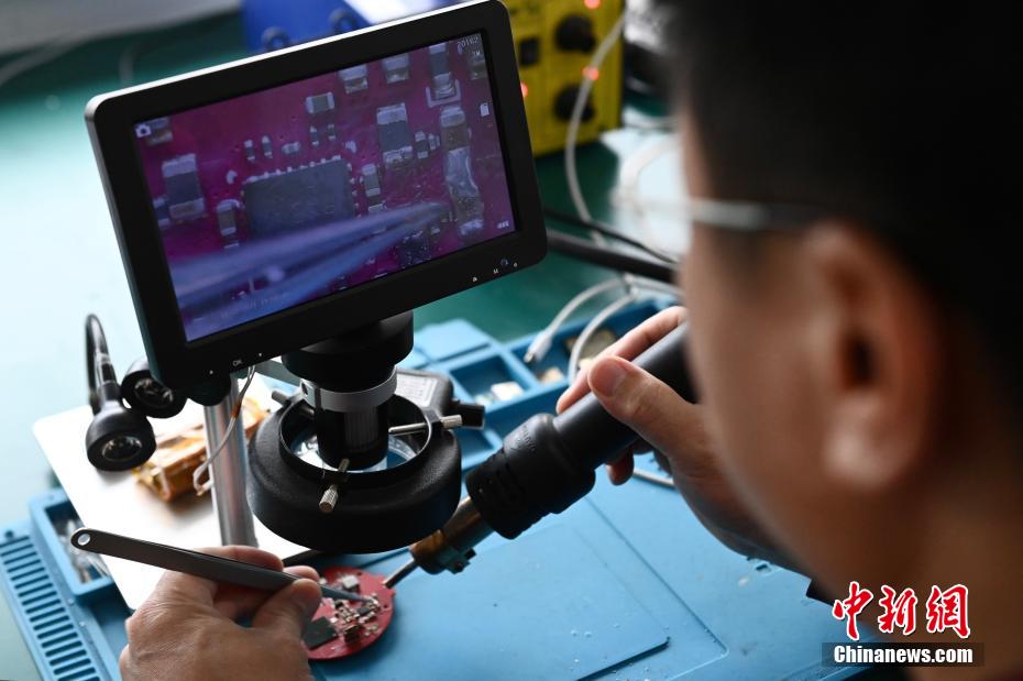 中國科學技術(shù)大學チーム、非接觸型心臓モニタリング技術(shù)を開発