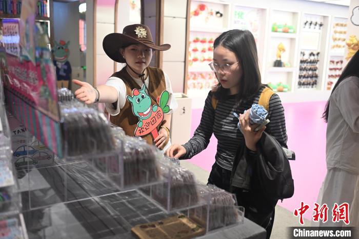 「銅奔馬」文化クリエイティブグッズが新居に引っ越し　甘粛省