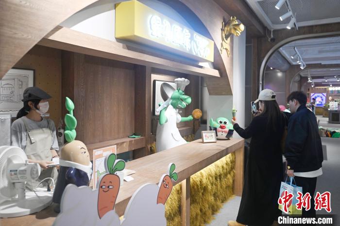 「銅奔馬」文化クリエイティブグッズが新居に引っ越し　甘粛省