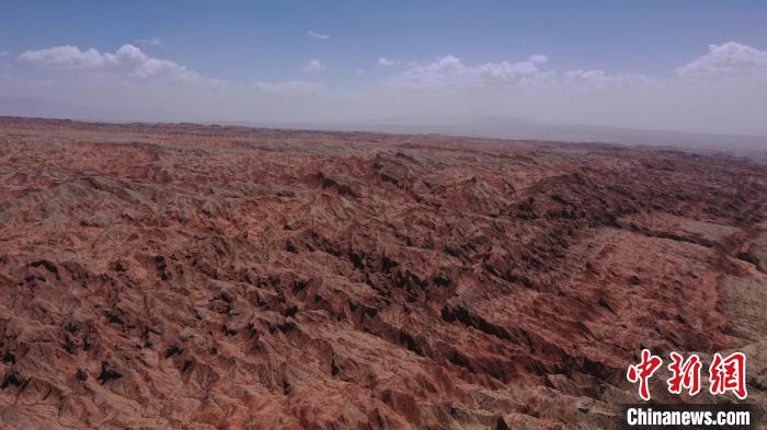 「最も火星に似た場(chǎng)所」と中國(guó)で最初に認(rèn)定された紅崖火星地貌景勝地　青海省